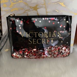 NIP Victoria’s Secret zip clutch cosmetics bag